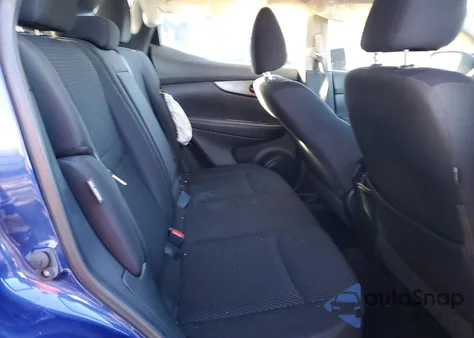 2020 Nissan Rogue Sport S z USA, uszkodzony, nr VIN JN1BJ1CW7LW377201